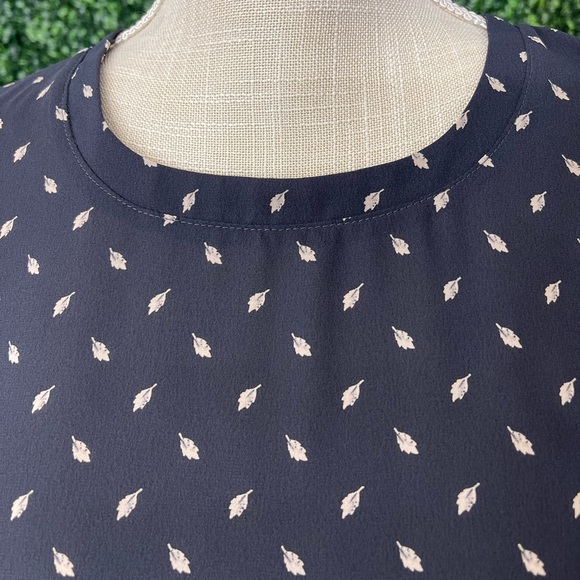 Loft Top - Picture 4 of 6